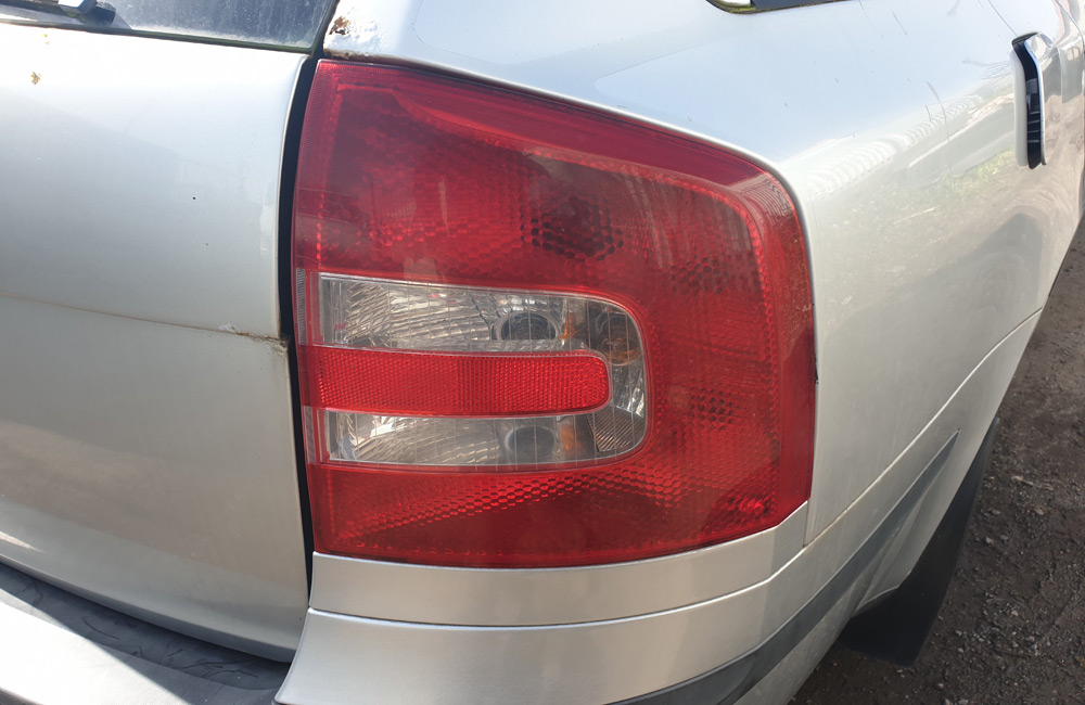 Skoda Octavia Ambiente TDI Rear Tail Light Drivers